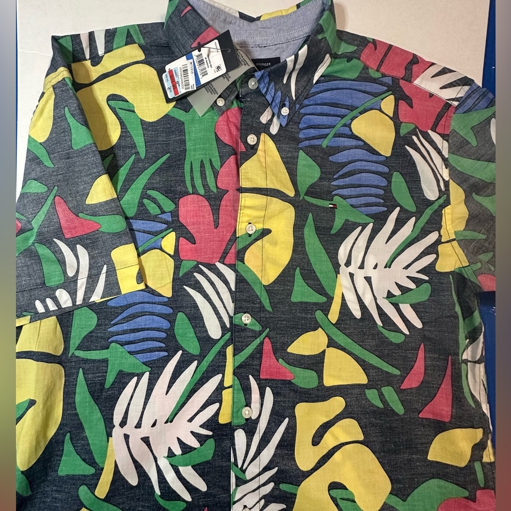 Tommy Hilfiger Multicolor Short Sleeve Button Shirt Size XL